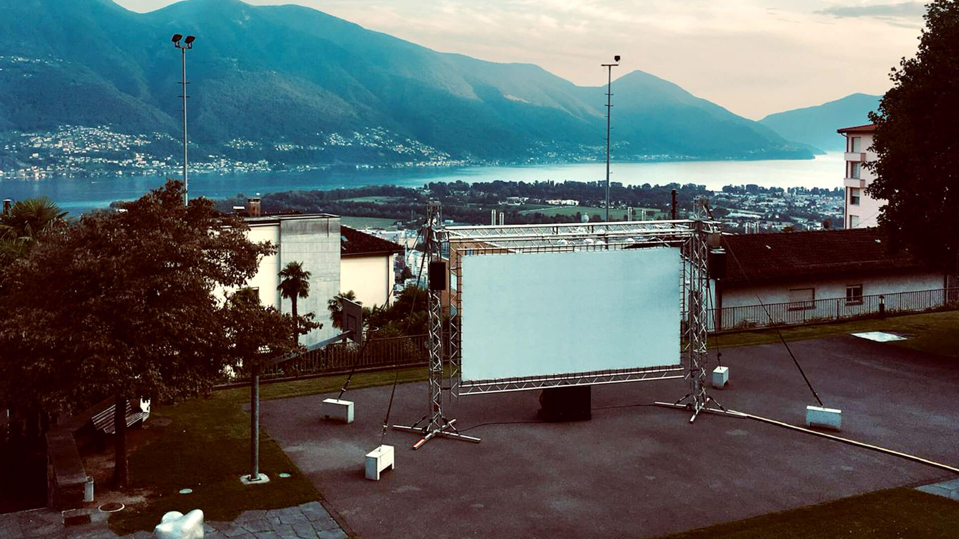 cinema open-air